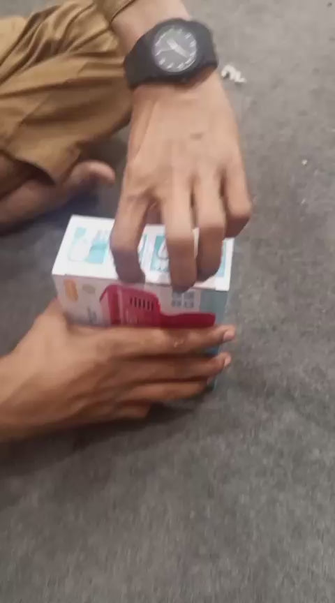 Bazooka Bubble Gun Toy – Fun Automatic Bubble Machine For Kids With Bubble Solution And Tray (Random Color)